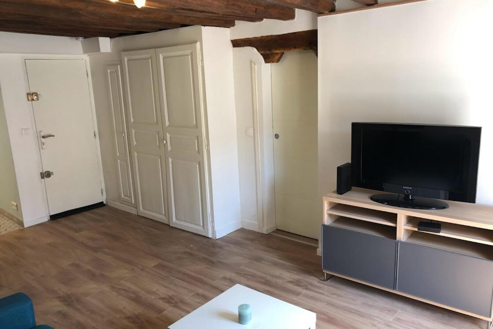 Apartamento Fontainebleau - Chez Julien Exterior foto